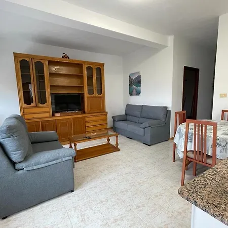 Apartamento Con Terraza, Al Lado De La Playa Apartmán